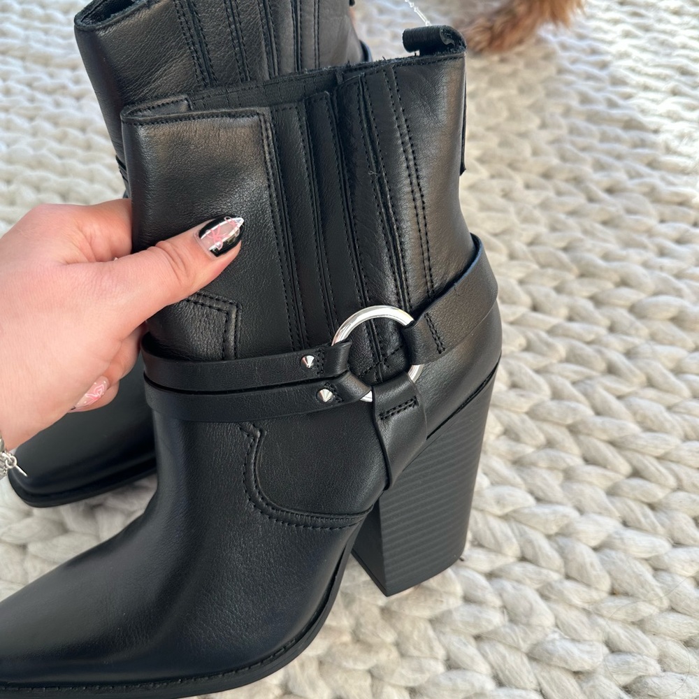 NEW Aldo boots size 9